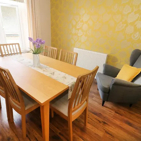 Shepherd's Crook Apartment *