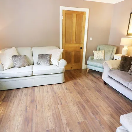 Shepherd's Crook Apartment *